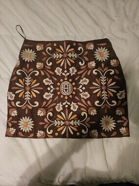 New Herencia Plebita Embrodiered Suede Brown Floral Mini Skirt, Large
